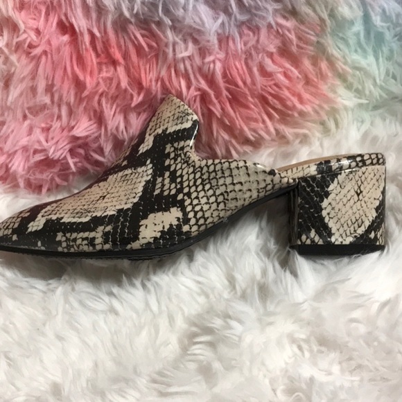 Time & Tru Size US 6 Vegan snake motif - Picture 9 of 12